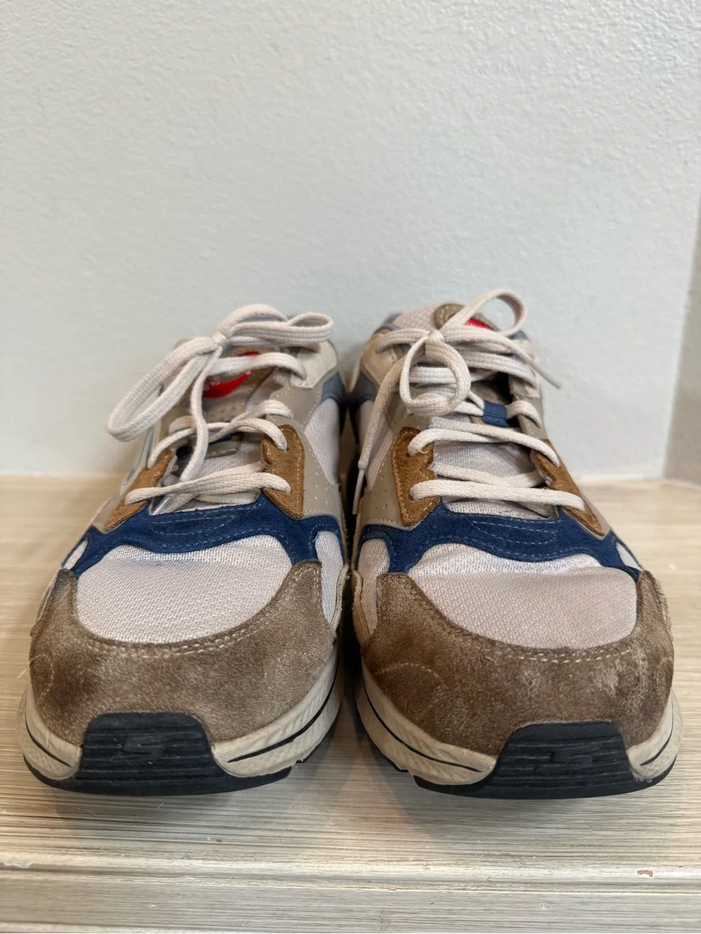 Skechers men Beige Navy Gray Athletic Sneakers size 13